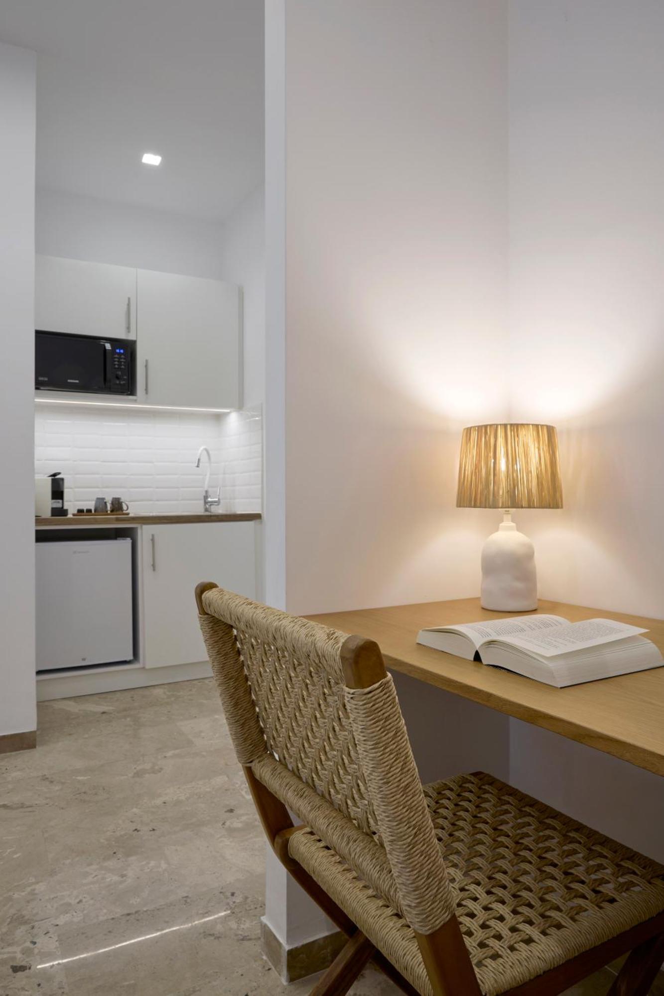 Pil Poul Athens Rooms المظهر الخارجي الصورة